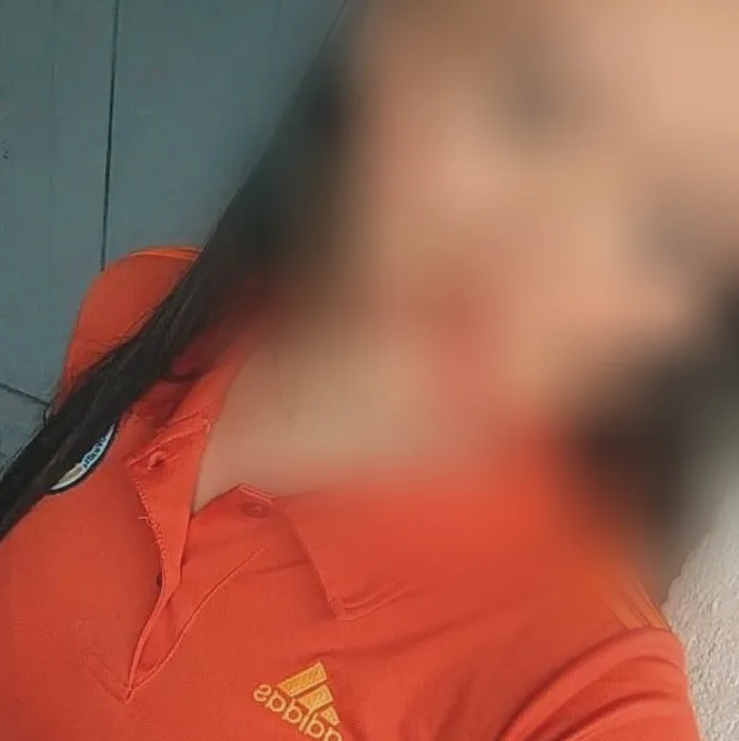 Emilie, 24