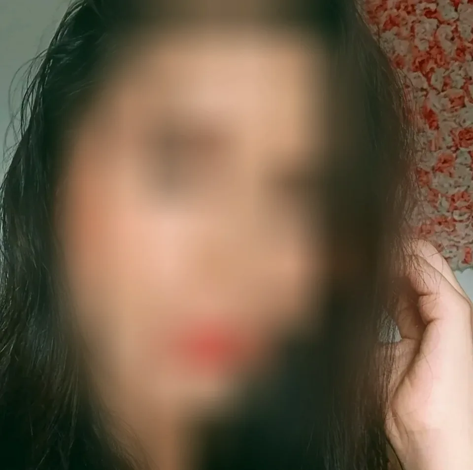 Maja, 29