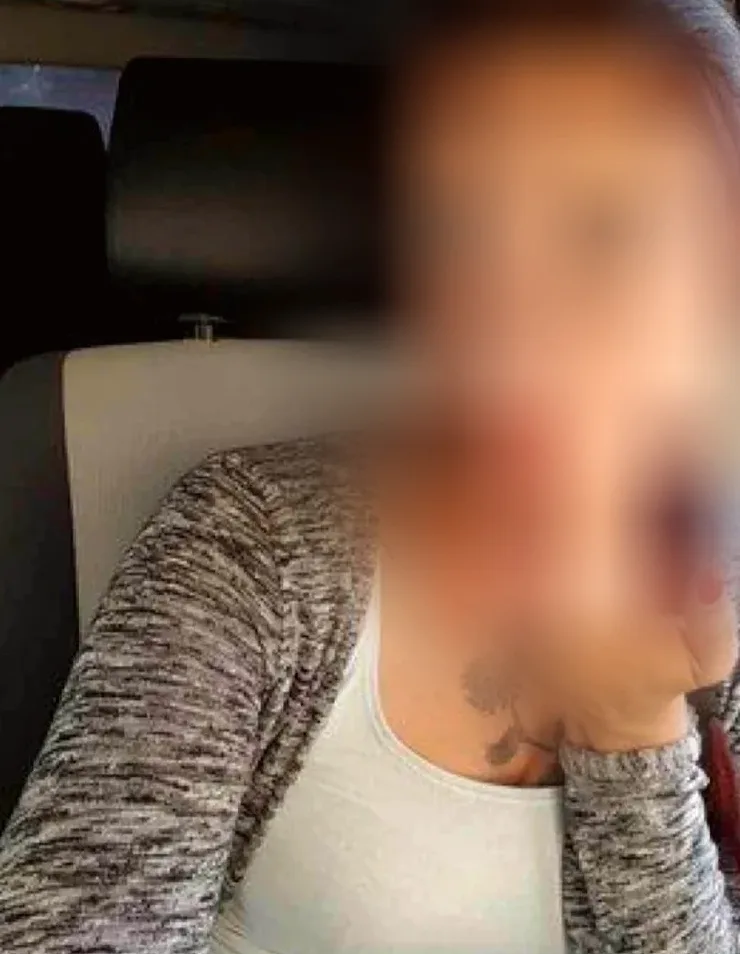 Sanne, 39